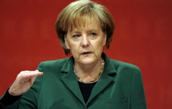 Меркель отменила визит в Израиль из-за легализации спорных территорий в Палестине