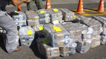 В Пуэрто-Рико 12 работников аэропорта подозреваются в контрабанде наркотиков