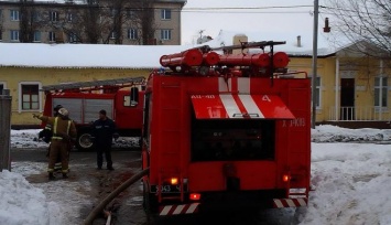 В центре Харькова сгорел склад с картонными манекенами