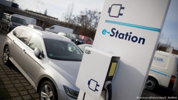 Берлин дает 300 миллионов евро на зарядные станции для электромобилей