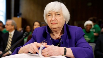 Глава ФРС США призывает не затягивать с повышением ставки | Euronews