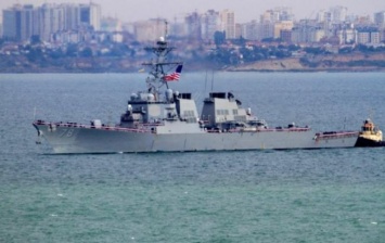 В США обвинили ВКС РФ в "небезопасных" полетах у эсминца Porter