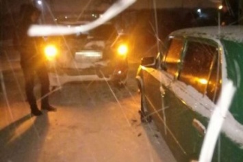В Северодонецке в день влюбленных "поцеловались" два автомобиля