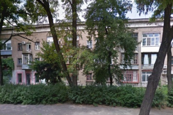 В Запорожской многоэтажке квартиру перестроят под бар