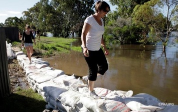В Австралии наводнения из-за дождей, есть жертвы