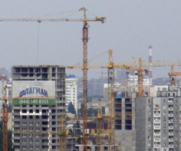 Количество проблемных строек в Киеве сокращается