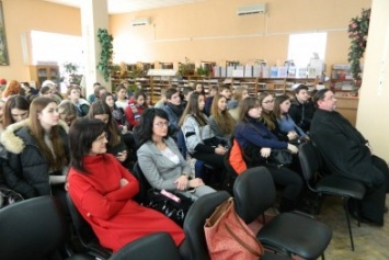 Школьникам Черноморска рассказали о вреде абортов (фото)