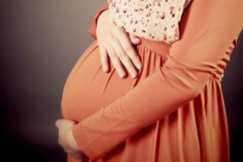 Харьковские "копы" помогли беременной харьковчанке быстро добраться до роддома