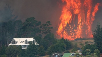 В Новой Зеландии эвакуировали более тысячи человек из-за лесных пожаров