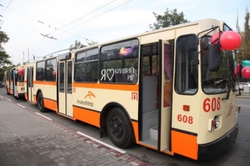 В мэрии призывают водителей троллейбусов - экономить и еще раз экономить