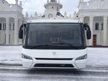 В аэропорту Харьков полностью заменят перронные автобусы