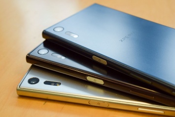 Модель смартфона Sony Xperia XZ достигла своего ценового минимума
