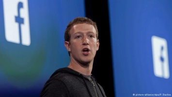 Цукерберг намерен сменить формат Facebook
