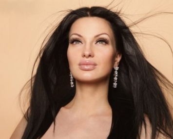 Женя Феофилактова откроет крупное модельное агентство