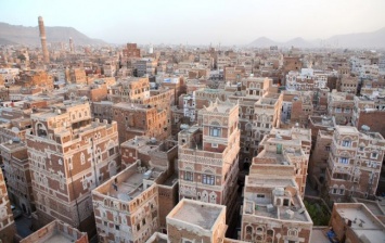 В Йемене самолеты атаковали женскую траурную процессию, 7 человек погибли