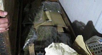 В Лебедине полицейские изъяли наркотиков почти на пятьдесят тысяч гривен (+фото)