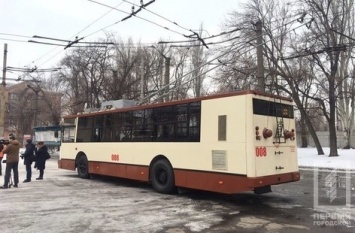 В Кривом Роге вышел на маршрут второй гибридный троллейбус