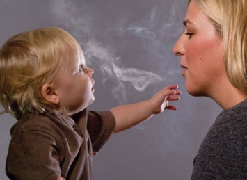 Ученые объявили о " пользе" сигарет для детей курильщиков