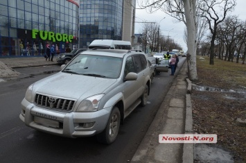 Три авто столкнулись в центре Николаева