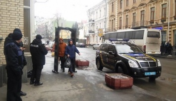 Безопасность в Киеве охраняют 6500 правоохранителей и нацгвардейцев