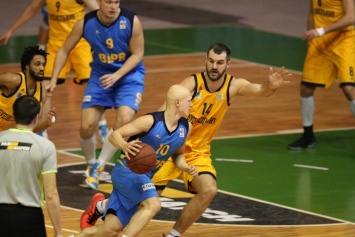 Одесские и южненские баскетболисты проиграли очередные матчи в рамках Суперлиги