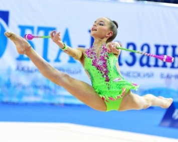 Российские гимнастки победили в групповых упражнениях на Гран-при Москвы