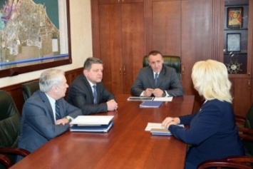 МТП «Черноморск» повышает зарплату портовикам на 11%