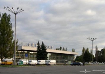 ОппоБлок выступил за снижение стоимости авиаперелетов в Днепр и поддержал строительство коммунального аэропорта