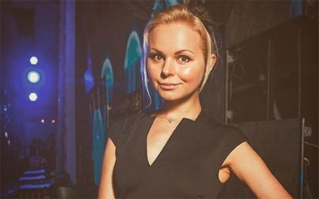 Бышая солистка группы "Ленинград" Алиса Вокс представила свой первый альбом