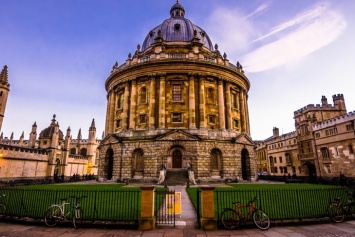 Оксфордский университет хочет открыть первый за 700 лет филиал за границей