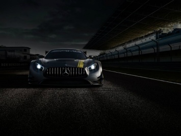 Mercedes-AMG привезет в Женеву новый концептуальный седан
