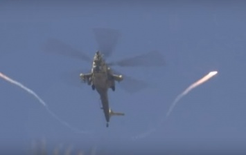 В Сети показали атаку вертолета России в Мосуле