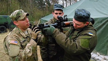 Украинские военные, обученные американцами, потерпели поражение на Донбассе