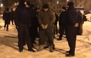 Полиция Харькова покрывает попытку "титушок" захватить детский сад