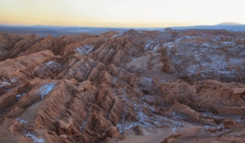 Марс засыпало снегом
