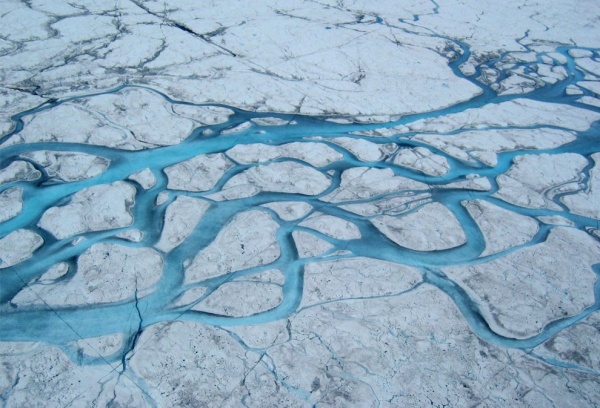 В Гренландии область тающего льда в 2015 году составила 95%