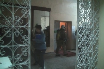 В Харькове горело общежитие: около сотни студентов эвакуировали (ФОТО)