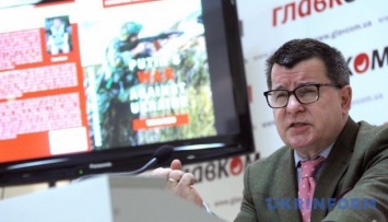 Британец издал книгу о российской агрессии в Украине