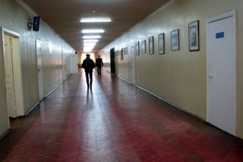 На Одесщине подросток скончался в школьном коридоре