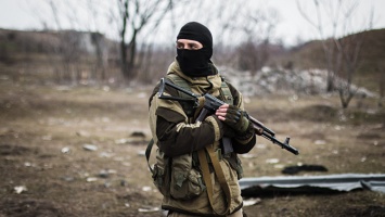 В ДНР обнаружили у линии соприкосновения танки и артустановки ВСУ, а в ЛНР - украинский спецназ
