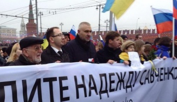 Город маршей Немцова: Московские чиновники дважды запрещали пикеты в поддержку Донбасса