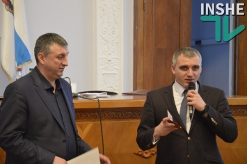 Депутаты Николаевского горсовета провели Гайдаржи на работу в ОГА: «Если вы захотите вернуться - мы всегда рады»