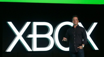 Глава Xbox рассказал, почему они никогда не выпускали портативные консоли