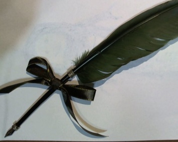 Екатеринбургские учителя предложили обучать школьников писать гусиными перьями