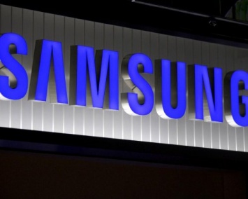 Samsung разрабатывает гибкие телефоны-слайдеры