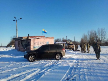 "ЛНР" и "ДНР" потребовали снять блокаду ОРДЛО, угрожают захватом подконтрольных Киеву предприятий