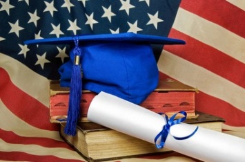 Украинским бакалаврам предлагают стипендии на обучение в США