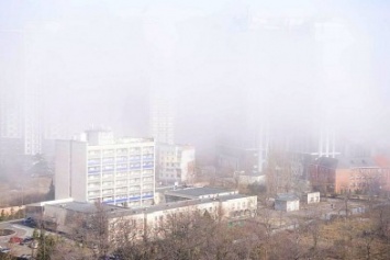 Туман в одесской Аркадии «съел» высотки (ФОТО)