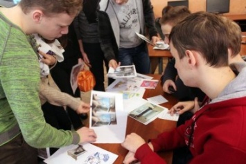 Добропольским школьникам рассказали о ВИЧ-инфекции