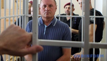 Суд отложил на завтра решение о продлении ареста Ефремова